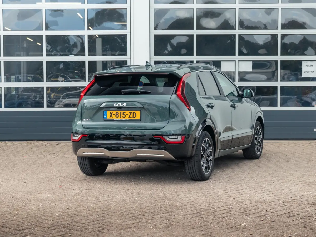 Edition Advanced 64.8 kWh Trekhaak | Leder | Privacy glass | Luxe uitvoering