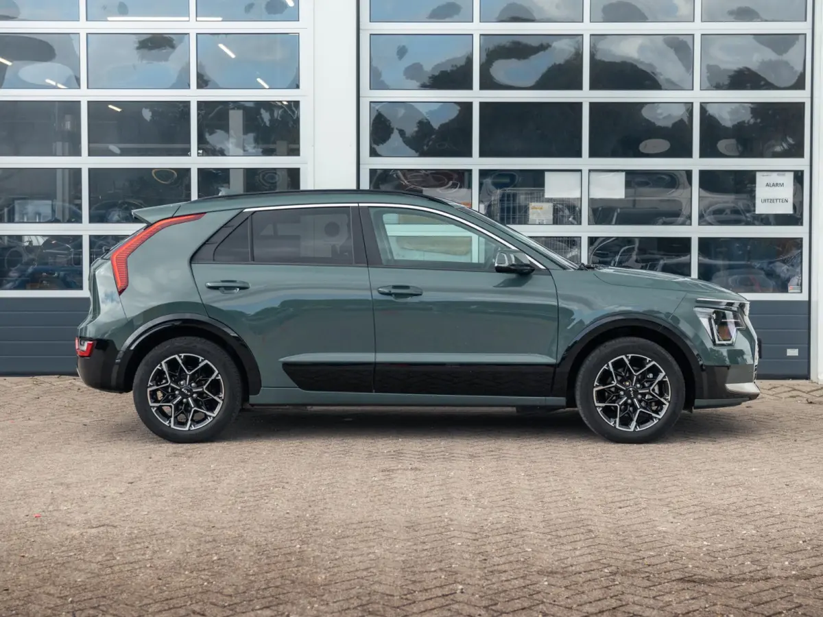 Edition Advanced 64.8 kWh Trekhaak | Leder | Privacy glass | Luxe uitvoering
