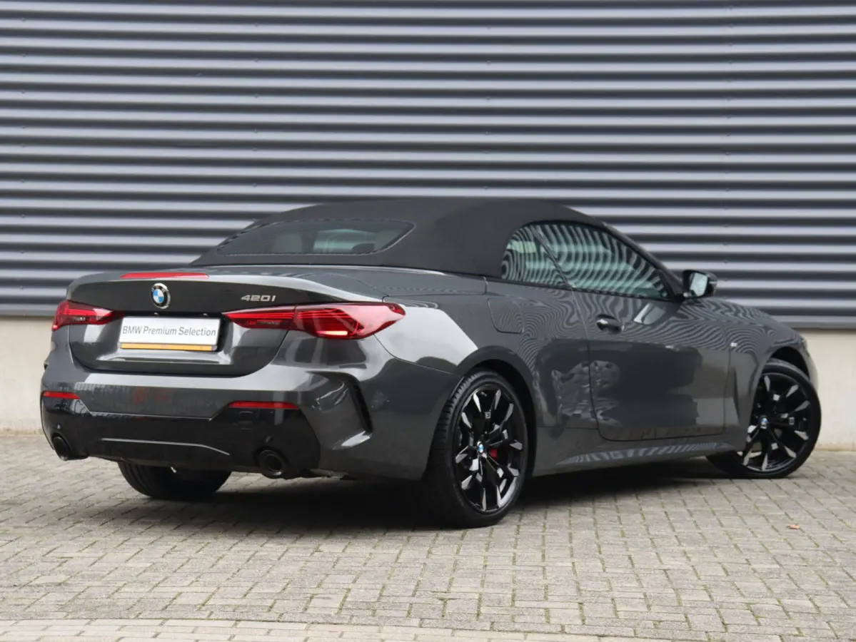 420i | M Sportpakket Pro | Head-Up | Driving Assistant Prof. | Harman Kardon | Parking Assistant Plus | Adaptief M Onderstel | 19'' LMV