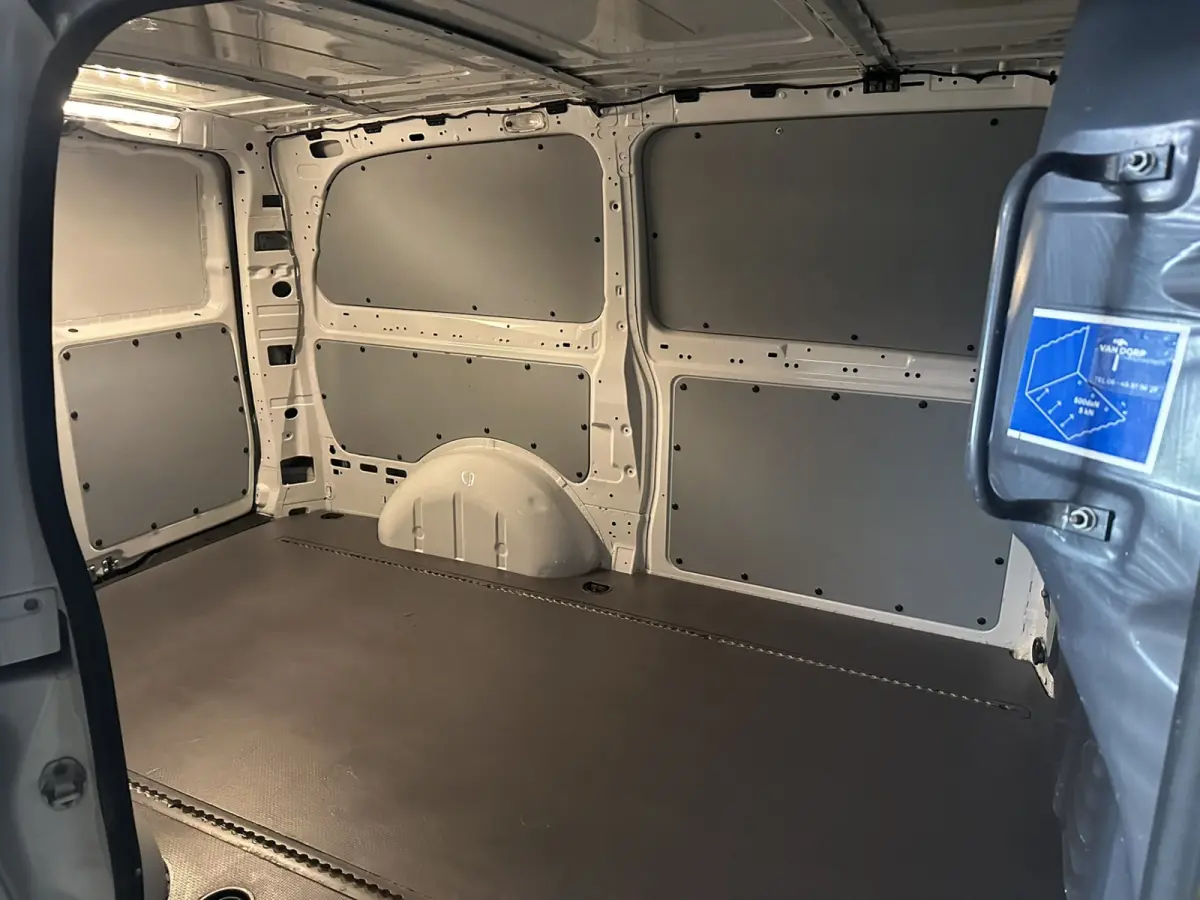 116 CDI 164pk L2H1 Euro6 Airco | Cruisecontrol | Parkeersensoren Stoelverwarming, Bijrijdersbank