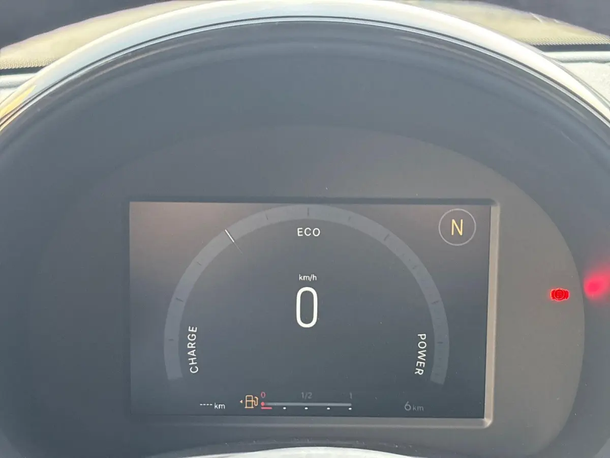 1.2 Hybrid Sport | Navigatie | Parkersensoren Voor + achter | Camera | Climate Control | Cruise Control | 2+6 jaar Speciale Garantie!