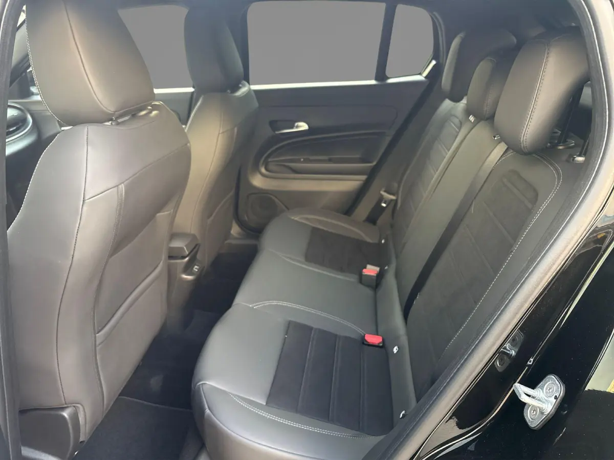 1.2 Hybrid Sport | Navigatie | Parkersensoren Voor + achter | Camera | Climate Control | Cruise Control | 2+6 jaar Speciale Garantie!