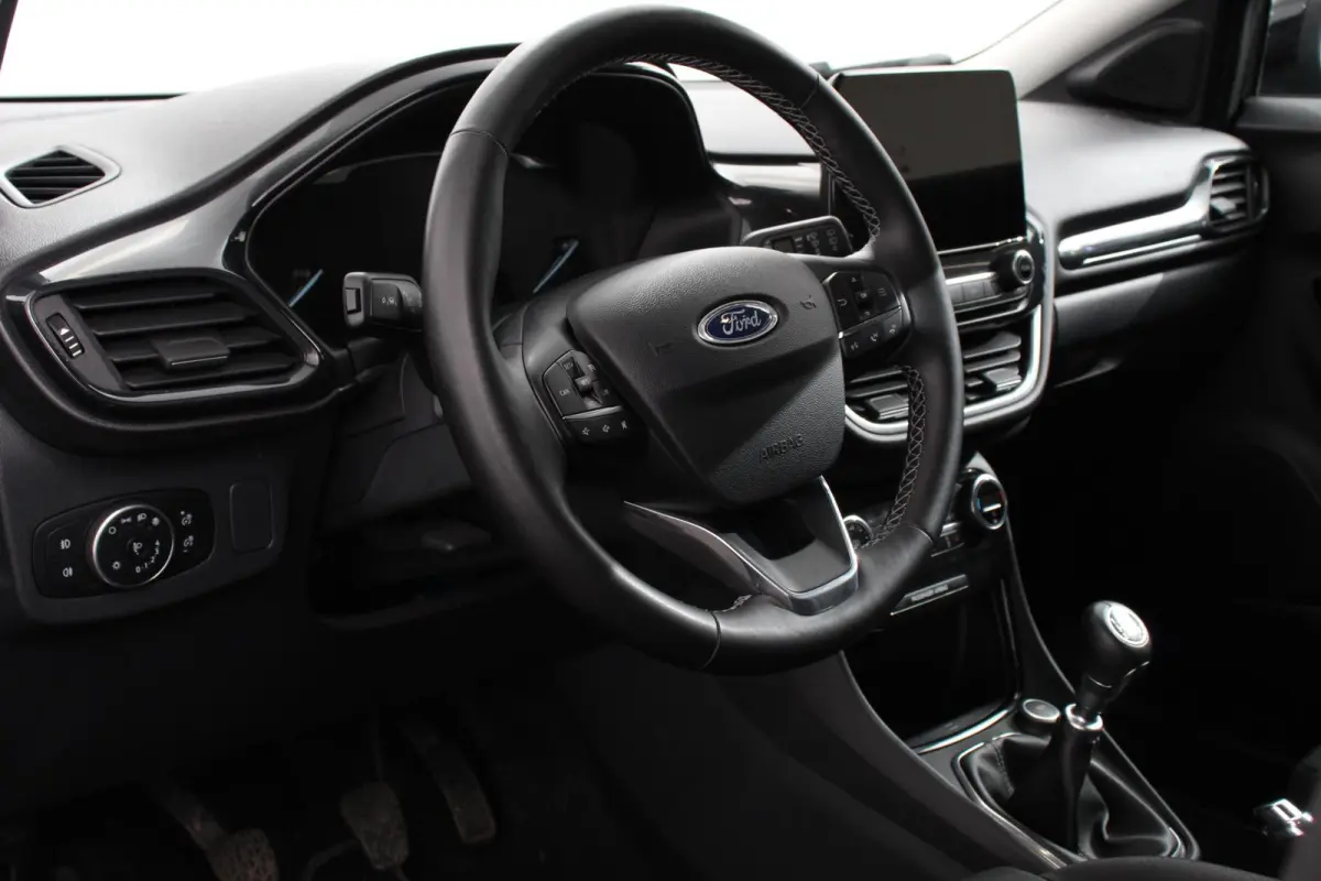 1.0 EcoBoost Titanium Navigatie Climate Control Cruise Control Stoel/Stuurverwarming 17 Inch Lichtmetalen Velgen