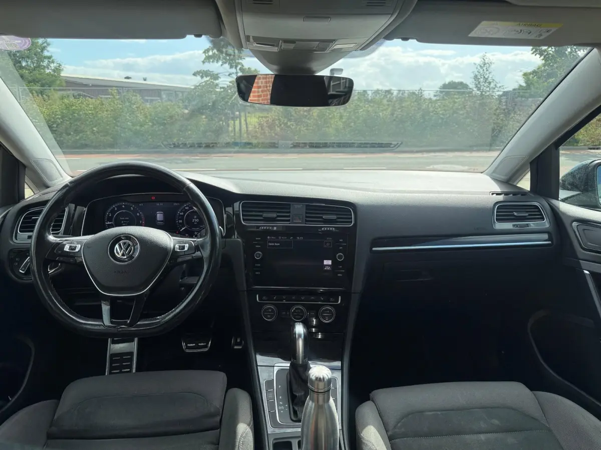 1.0 TSI Highline Digital Dash Trekhaak Alcantara Massage!