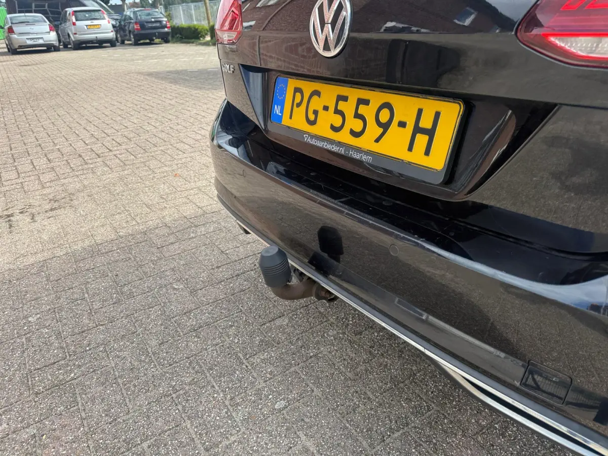 1.0 TSI Highline Digital Dash Trekhaak Alcantara Massage!
