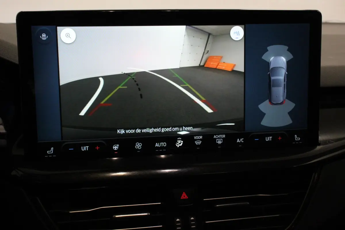 1.0 ST Line X 125 Pk Automaat Panoramadak Navigatie Camera Lane/Side Assist Adaptive Cruise Control Apple Carplay/Android Auto Stoelverwarming Automaat Extra Getint Glas