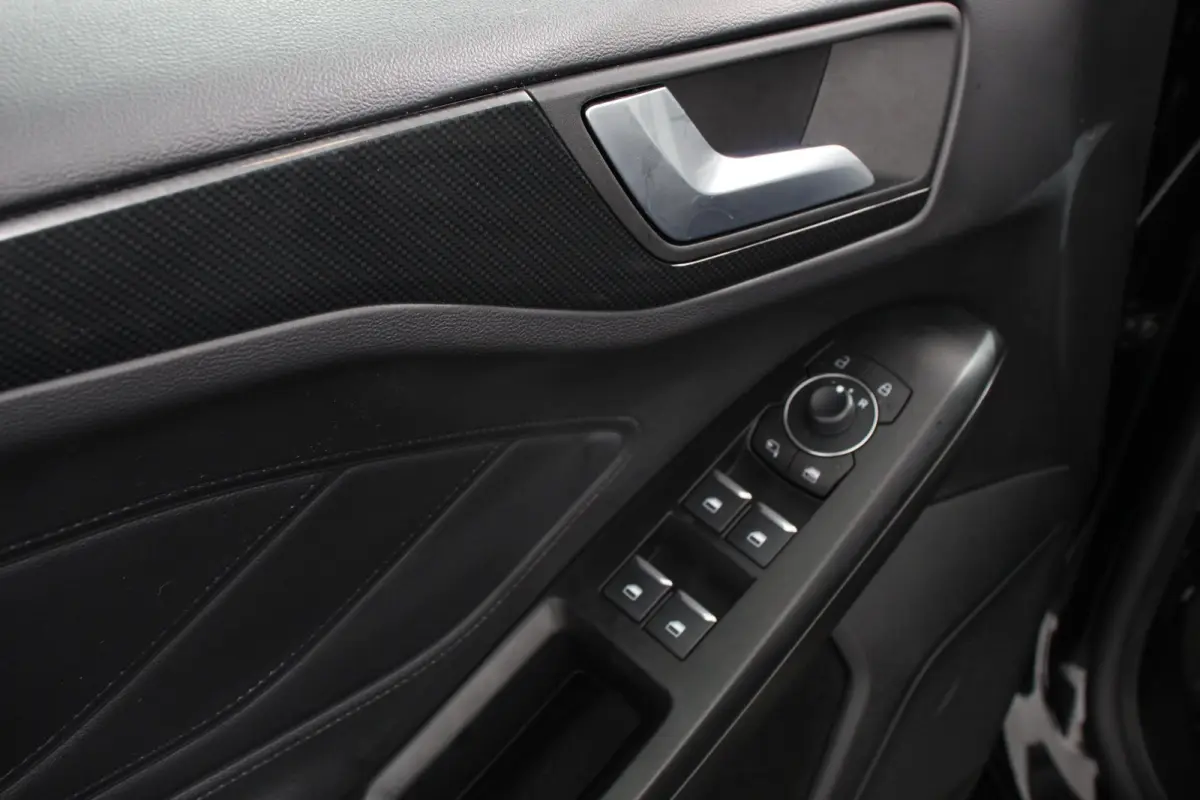 1.0 ST Line X 125 Pk Automaat Panoramadak Navigatie Camera Lane/Side Assist Adaptive Cruise Control Apple Carplay/Android Auto Stoelverwarming Automaat Extra Getint Glas
