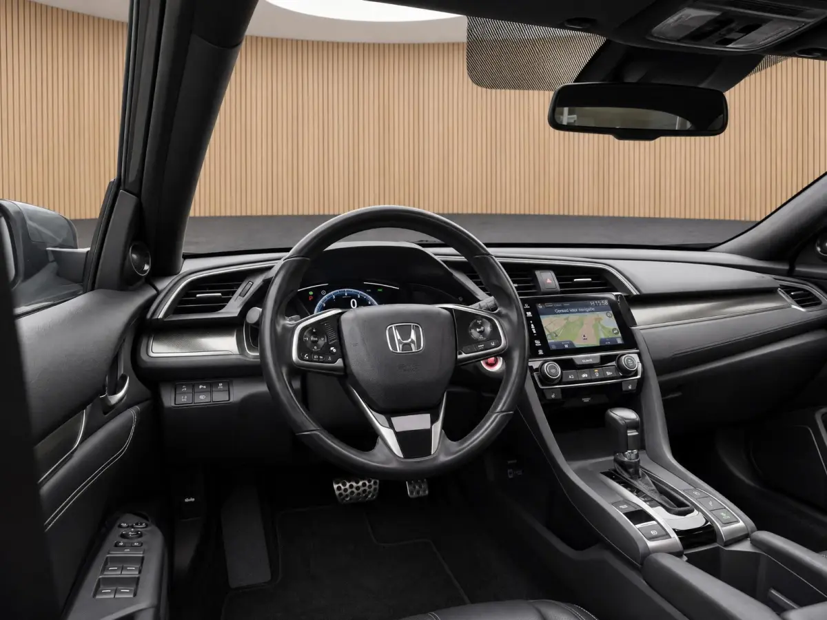 1.0 i-VTEC Premium |Pano |Stoelverw. |Leder |Camera