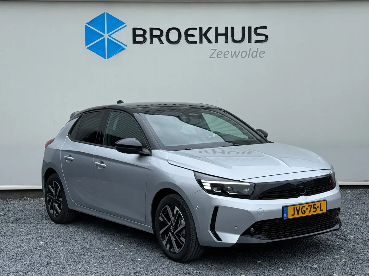 1.2 145PK Turbo AUTOMAAT Hybrid GS ACHTERUITRIJCAMERA| PARKEERSENSOREN V+A| ADAPTIEVE CRUISECONTROL| DODEHOEK DETECTIE| EXTRA GETINT GLAS| HEMELKLEDING DONKER| SPORTSTOELEN| VOORSTOELEN VERW