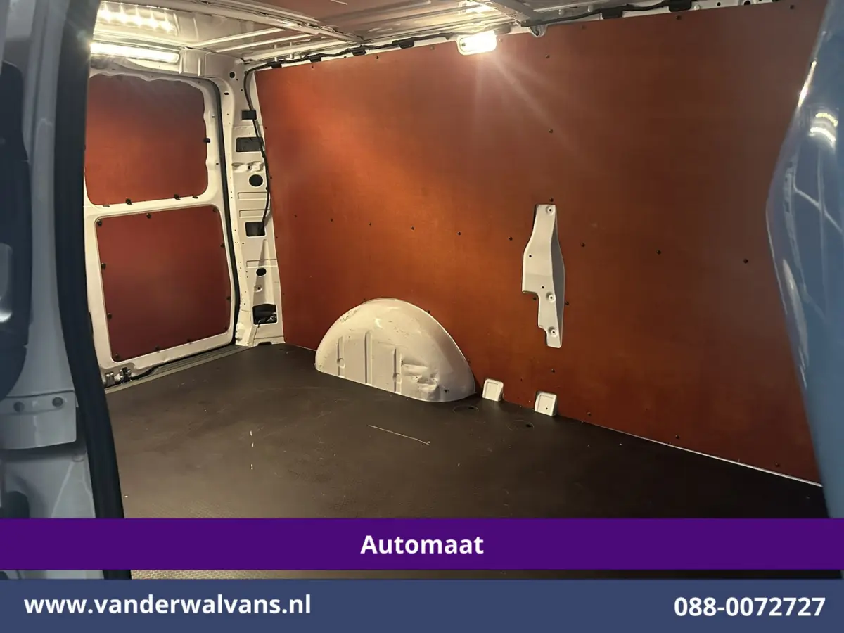 114 CDI 136pk 9G-Tronic Automaat L3H1 Euro6 Airco | Camera | Apple Carplay | Cruisecontrol | 2500kg Trekhaak Android Auto, Parkeersensoren, Bumper in de kleur