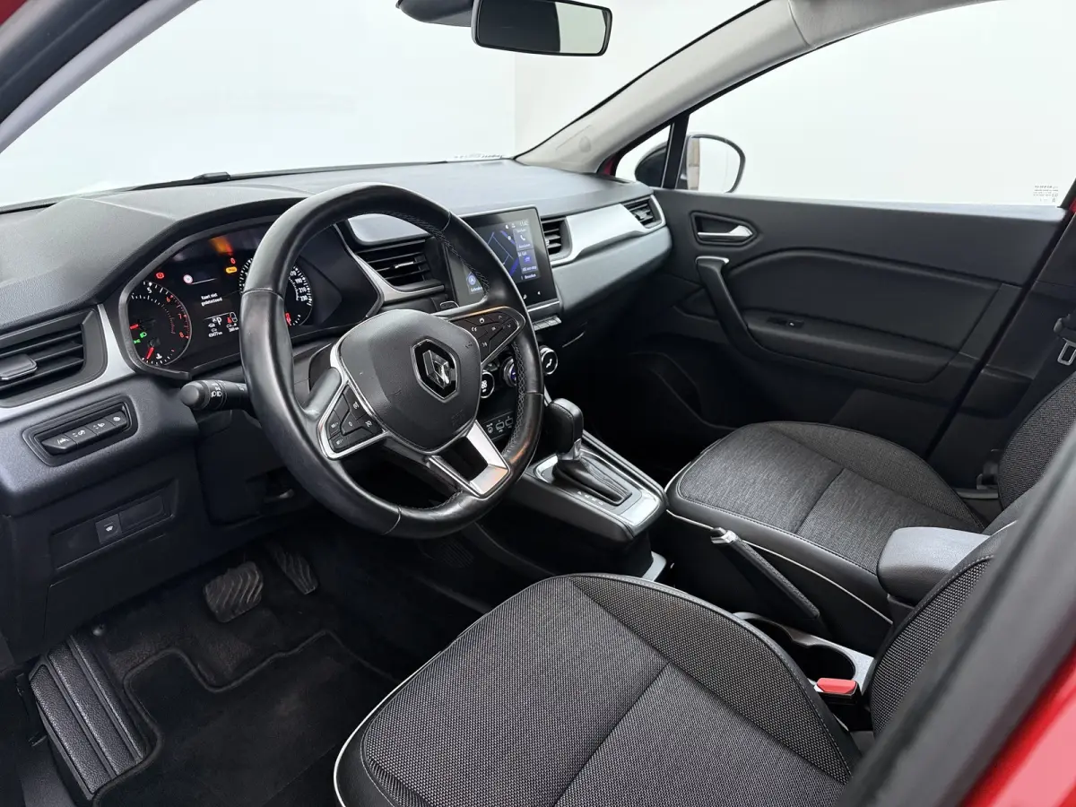 1.3 TCe 140 R.S. Line / Trekhaak / Navigatie / Camera / Parkeersensoren / Stuur -en Stoelverwarmd / LED / Carplay / 18'' LMV