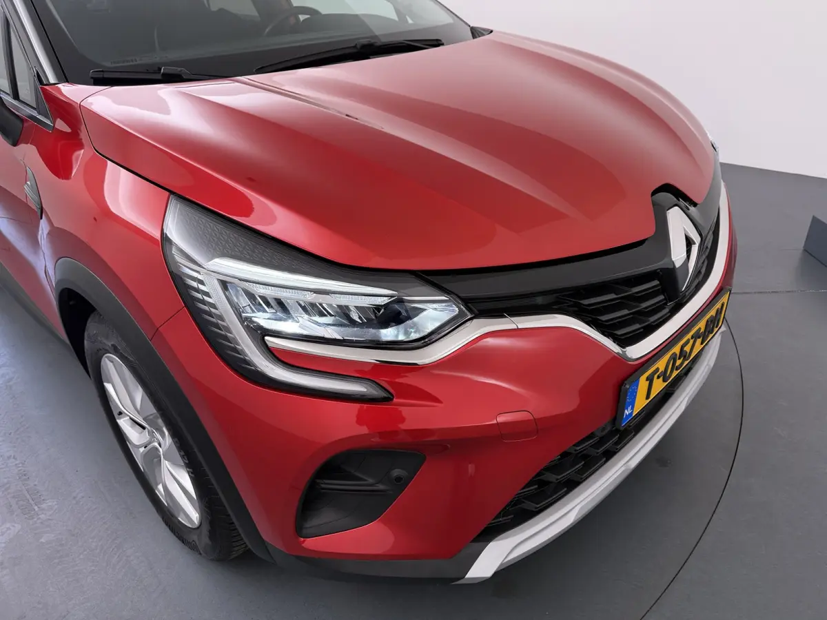 1.3 TCe 140 R.S. Line / Trekhaak / Navigatie / Camera / Parkeersensoren / Stuur -en Stoelverwarmd / LED / Carplay / 18'' LMV