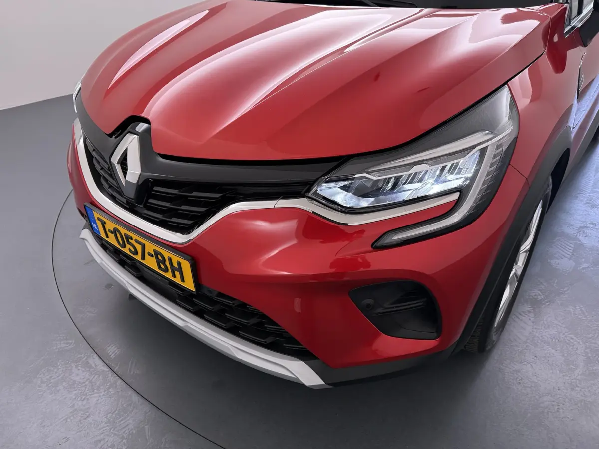 1.3 TCe 140 R.S. Line / Trekhaak / Navigatie / Camera / Parkeersensoren / Stuur -en Stoelverwarmd / LED / Carplay / 18'' LMV