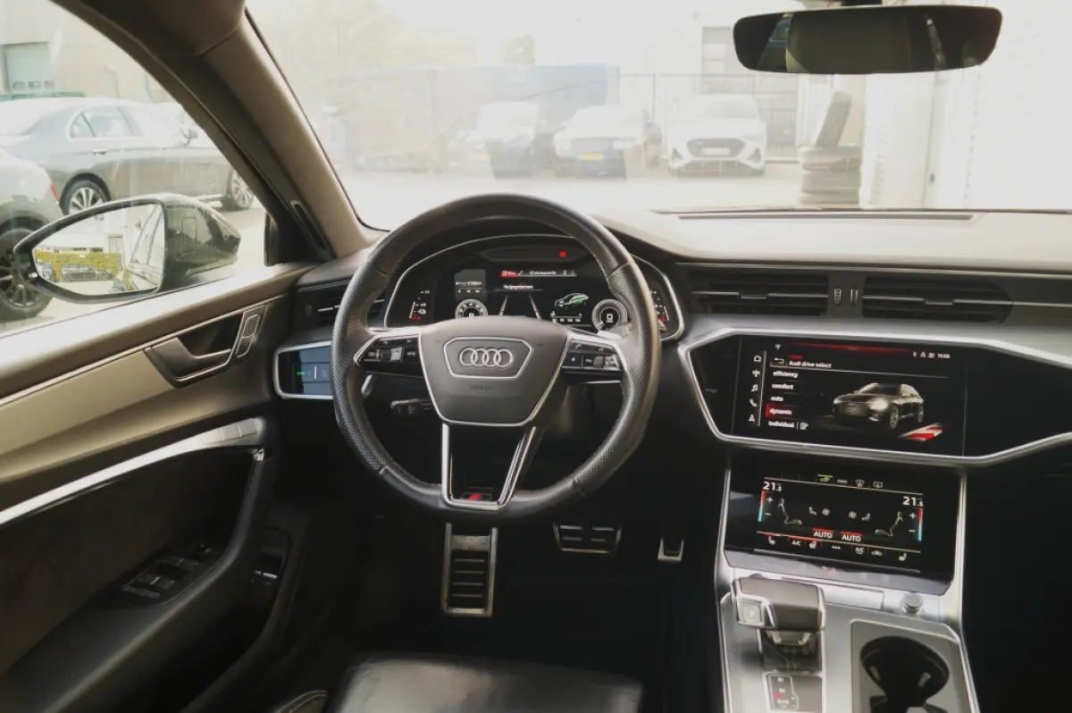 55 TFSI e PHEV Quattro Competition -LEER-PANO-HUD-