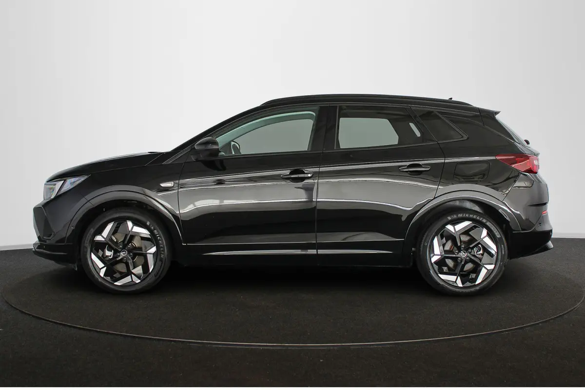 1.6 Turbo Plug-In Hybrid 4x4 GSe Stoel-Stuurverwarming Adaptieve Cruise Control