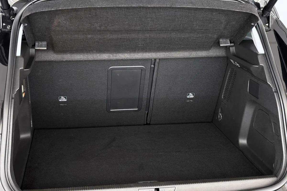 1.6 Turbo Plug-In Hybrid 4x4 GSe Stoel-Stuurverwarming Adaptieve Cruise Control