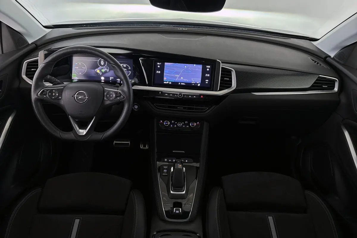 1.6 Turbo Plug-In Hybrid 4x4 GSe Stoel-Stuurverwarming Adaptieve Cruise Control