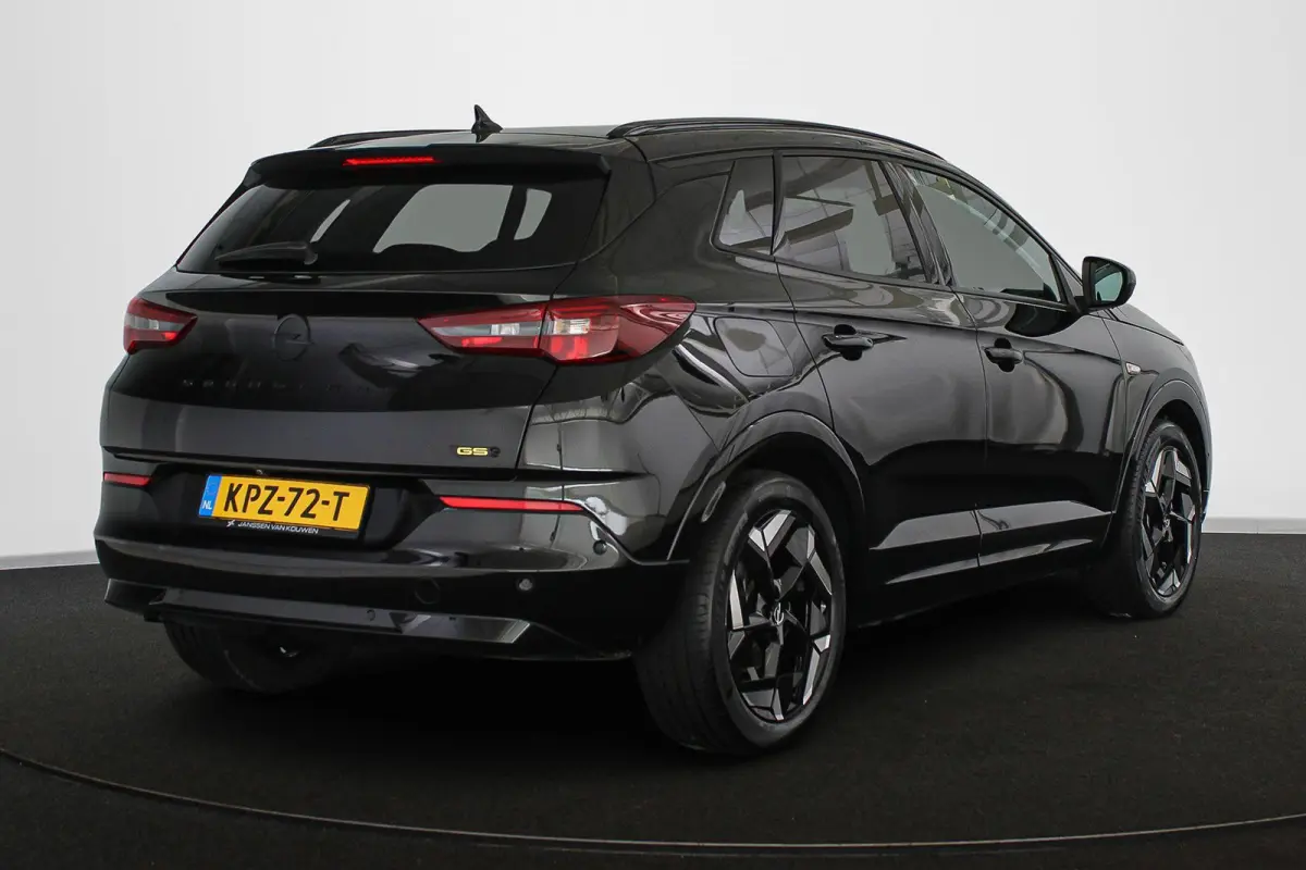 1.6 Turbo Plug-In Hybrid 4x4 GSe Stoel-Stuurverwarming Adaptieve Cruise Control