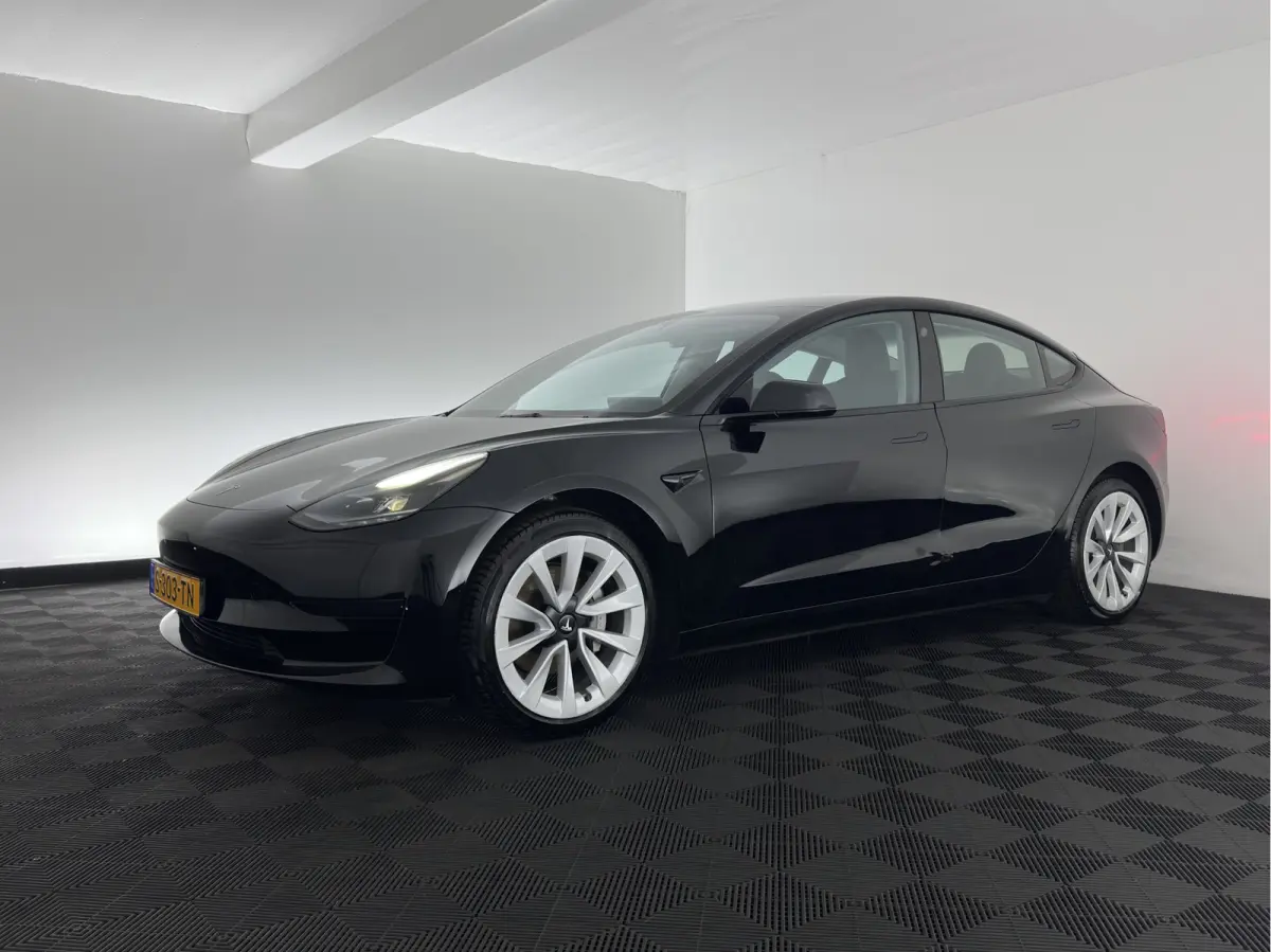 RWD 60 kWh [3-Fase-11kW ] {SoH-88%} (INCL-BTW) Aut. *PANO | LEATHER | KEYLESS | FULL-LED | MEMORY-PACK | TOPVIEW | DAB | CARPLAY | DIGI-COCKPIT | LANE-ASSIST | HEATED-COMFORTSEATS | AUTOPILO