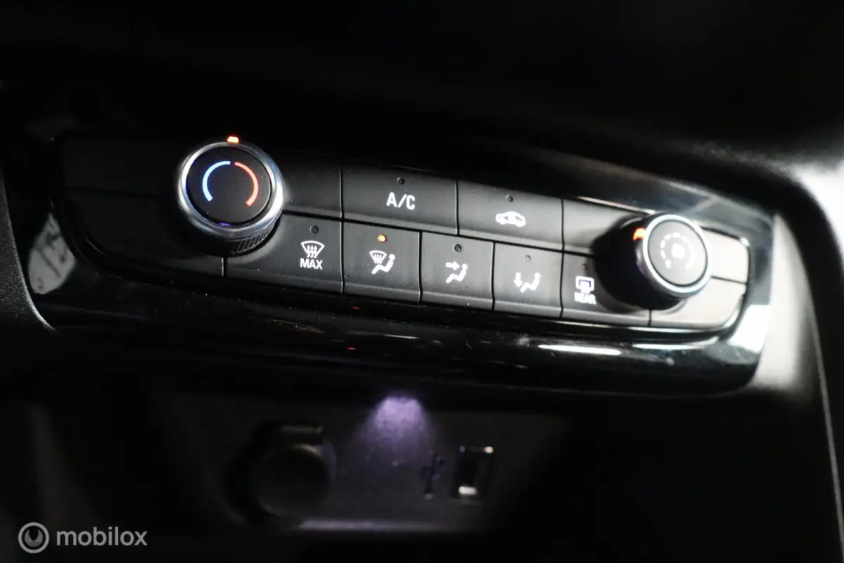1.2 Edition | Carplay | Lane | Parkeersensor | AC