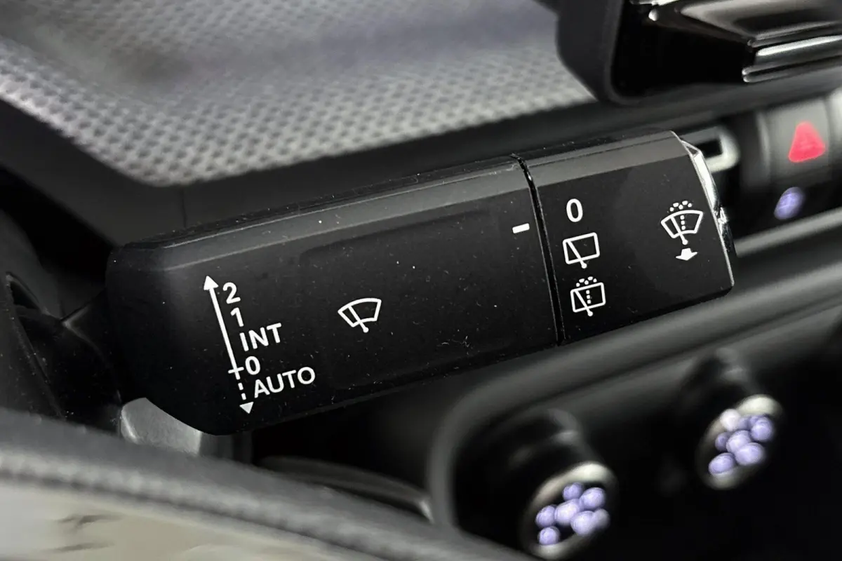 1.2 Turbo 100pk Plus Apple CarPlay Parkeersensoren Cruise Control