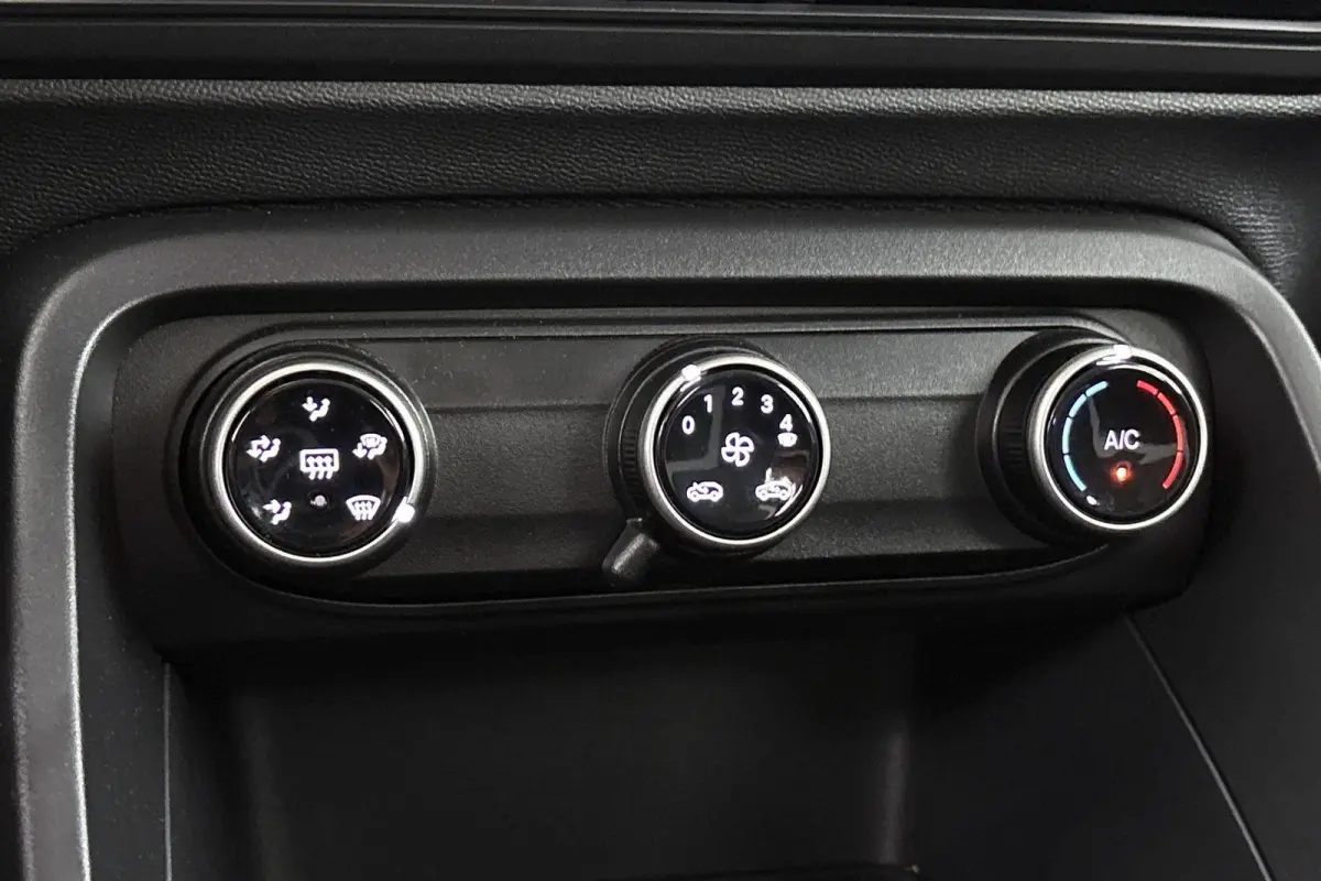 1.2 Turbo 100pk Plus Apple CarPlay Parkeersensoren Cruise Control