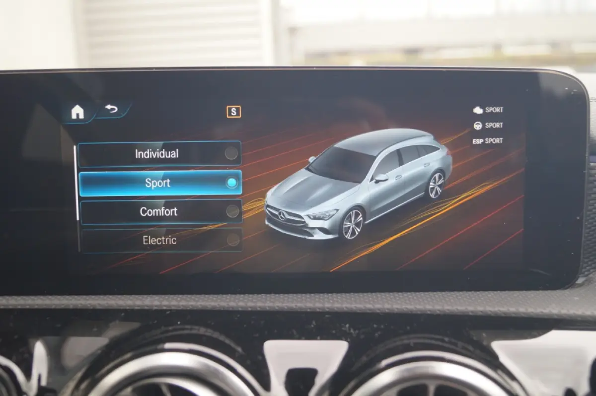 250e Business Solution Luxury Limited -LEER-