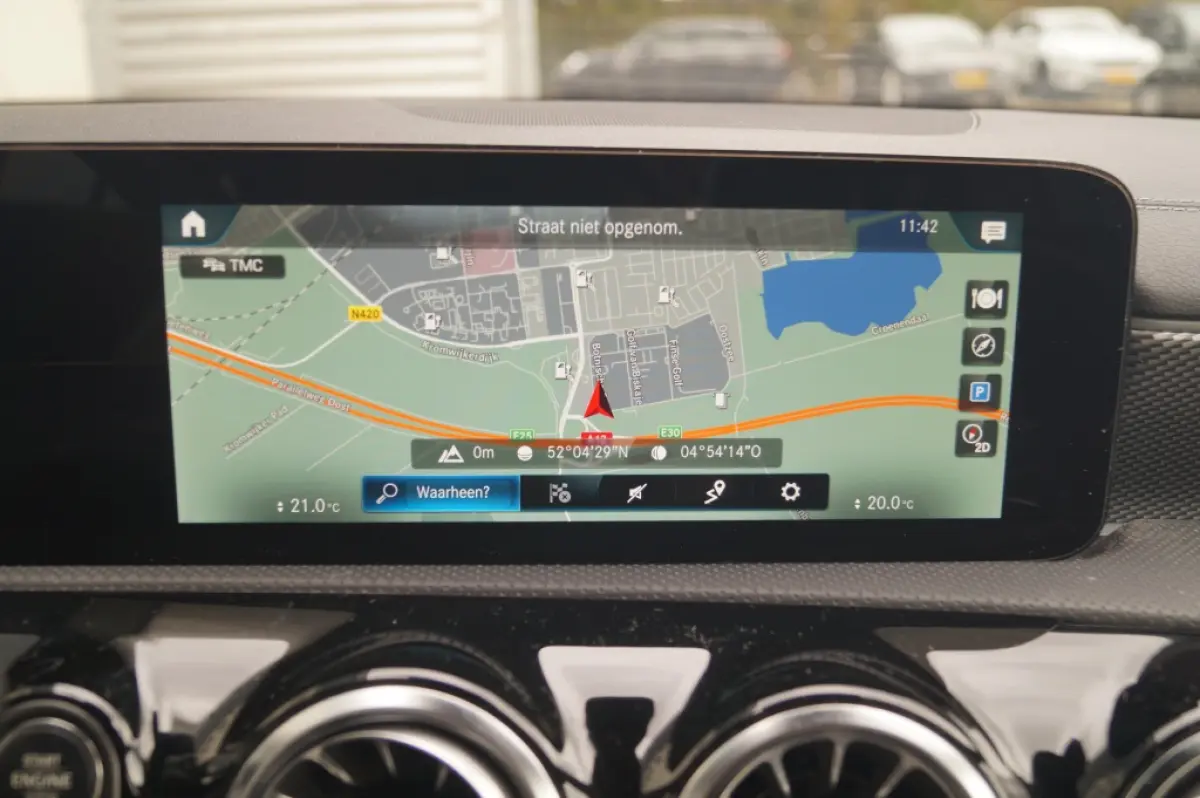 250e Business Solution Luxury Limited -LEER-