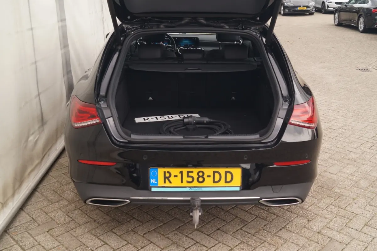 250e Business Solution Luxury Limited -LEER-