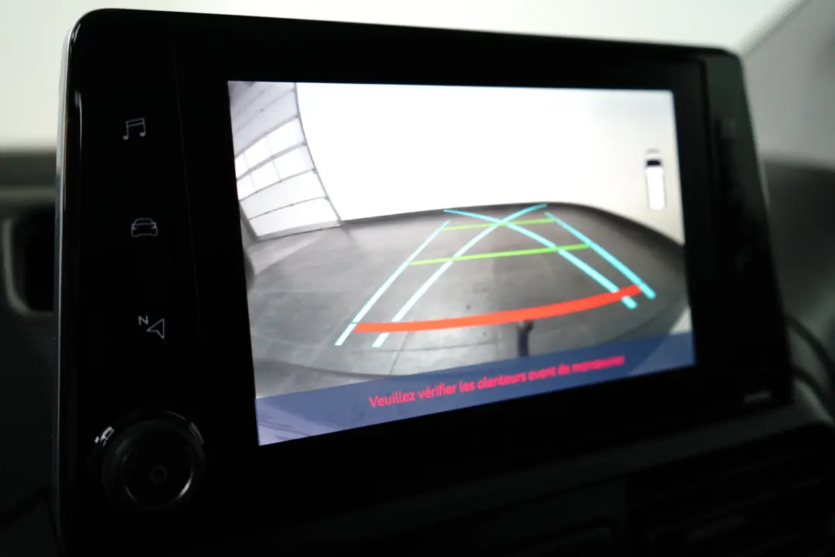 1.5 BlueHDi 130 EAT8 S&S L1 NAVI | CAMERA | CRUISE | Airconditioning | Centrale vergrendeling met Afstandsbediening