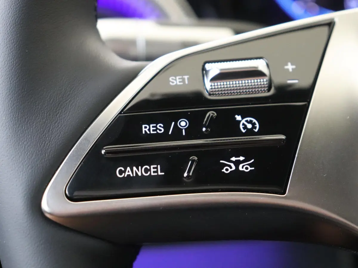 400 4MATIC Business Solution Luxury 94 kWh / Trekhaak / Rij-Assistentieplus / Superscreen / Memory-Stoelen /
