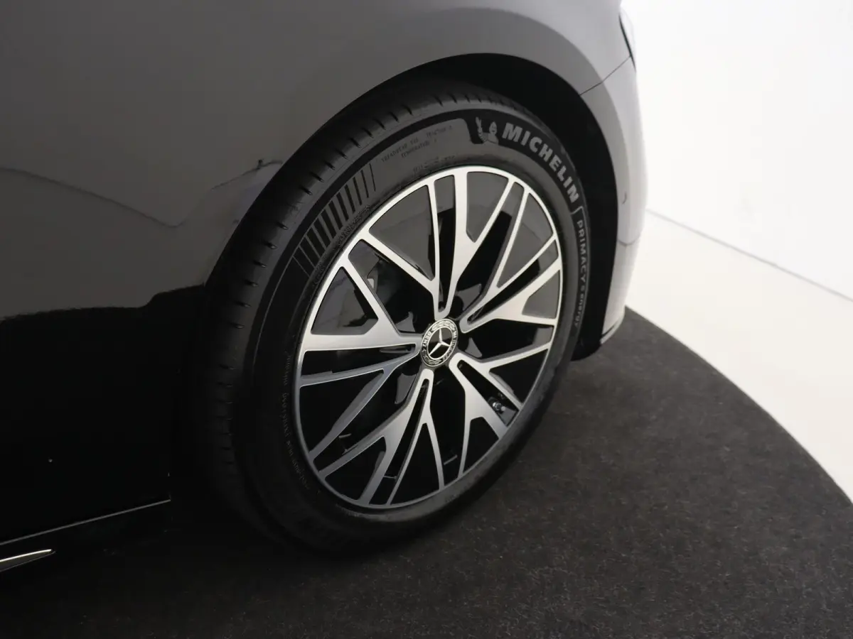 400 4MATIC Business Solution Luxury 94 kWh / Trekhaak / Rij-Assistentieplus / Superscreen / Memory-Stoelen /