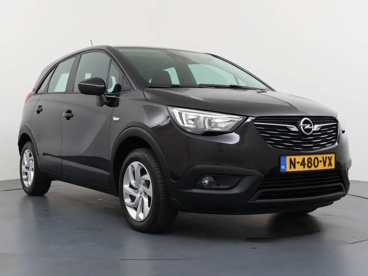 1.2 Turbo Online Edition / Navigatie via Carplay / Parkeersensoren / Stuur -en Stoelverwarmd / 16'' LMV