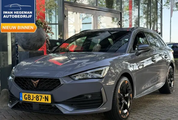 1.4 e-Hybrid VZ Adrenaline | SOH 94,93 % | PDC + Camera | Climate control | Apple CarPlay/ Android Auto | LM Velgen |