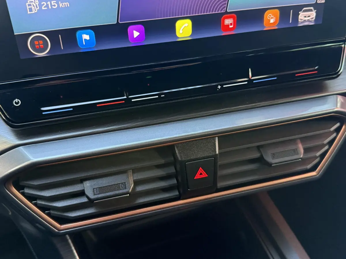 1.4 e-Hybrid VZ Adrenaline | SOH 94,93 % | PDC + Camera | Climate control | Apple CarPlay/ Android Auto | LM Velgen |