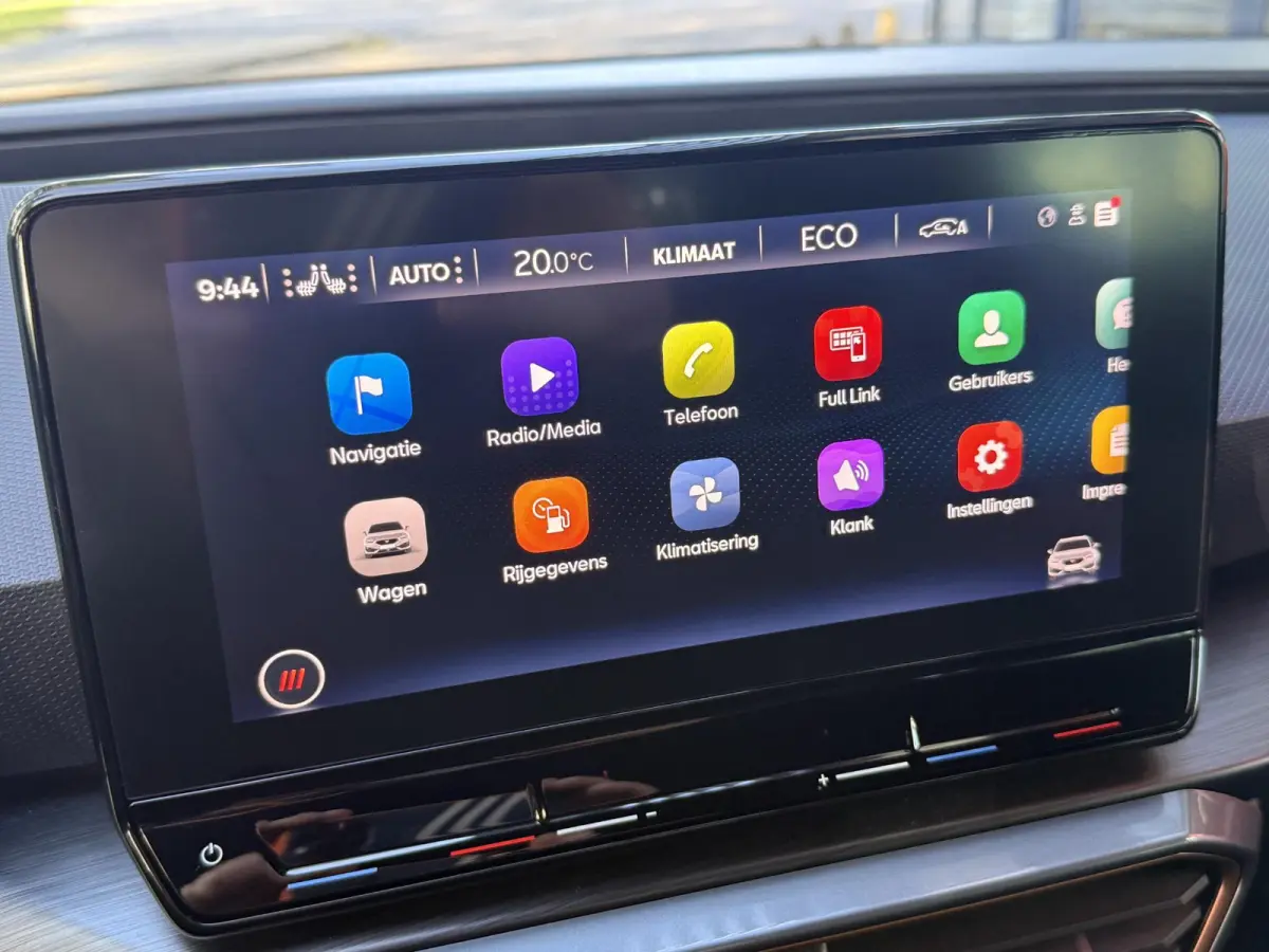 1.4 e-Hybrid VZ Adrenaline | SOH 94,93 % | PDC + Camera | Climate control | Apple CarPlay/ Android Auto | LM Velgen |
