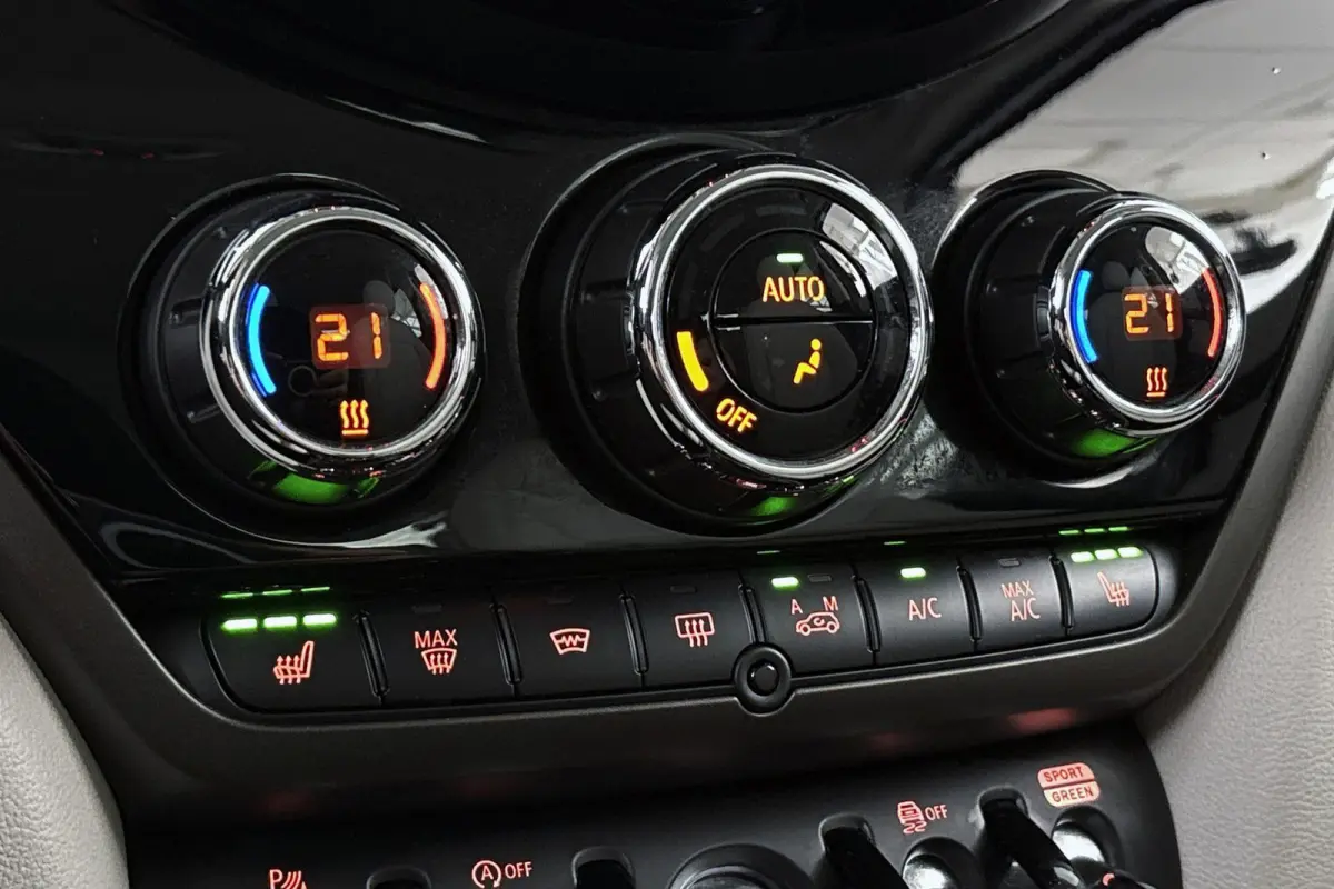 1.5 Cooper Chili Stoel-Voorruitverwarming Memory Leder Achteruitrijcamera