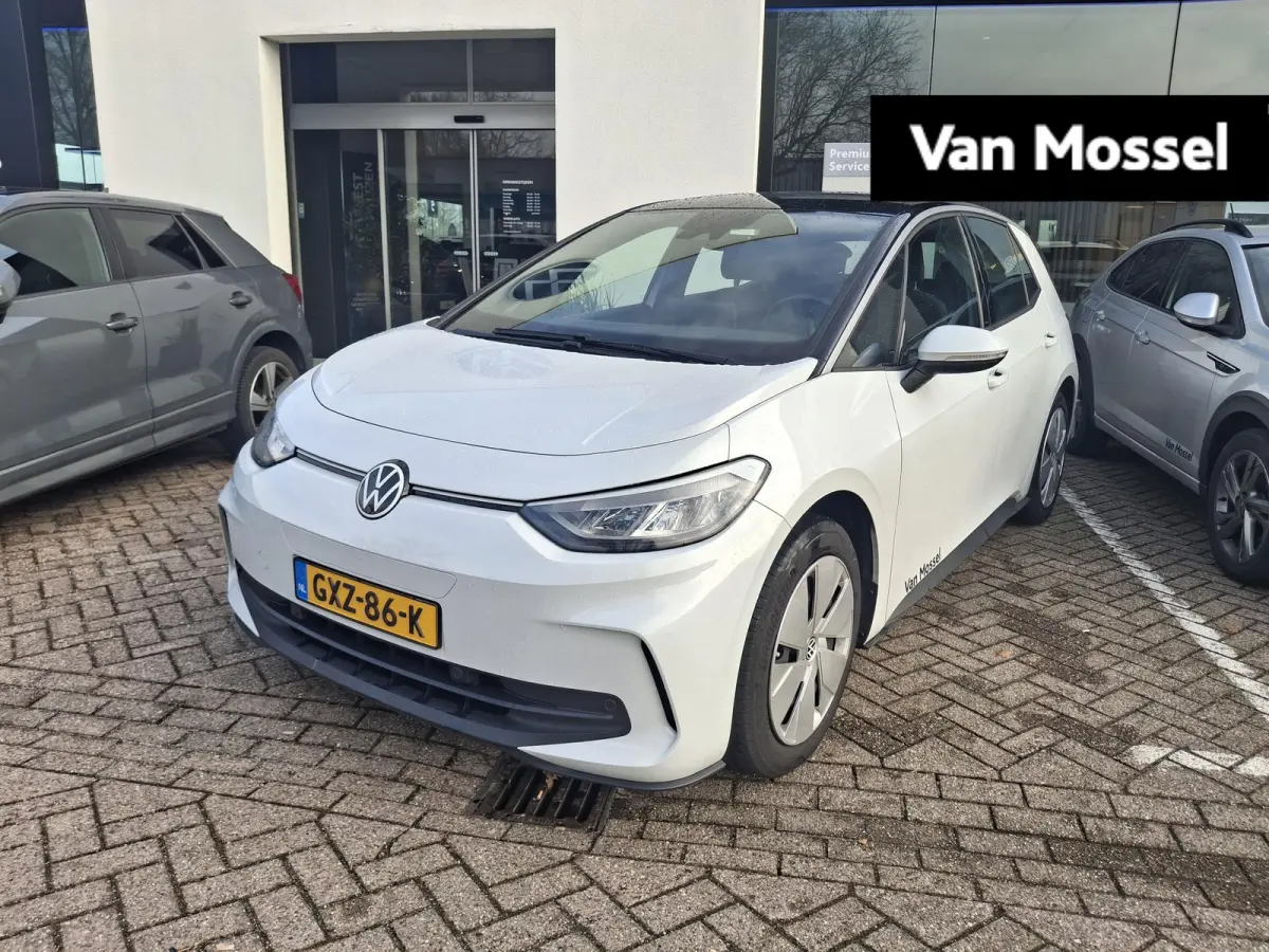 Pure Oranje Edition 52 kWh | DEMO | PARKEERSENSOREN | APPLE CARPLAY / ANDROID AUTO |