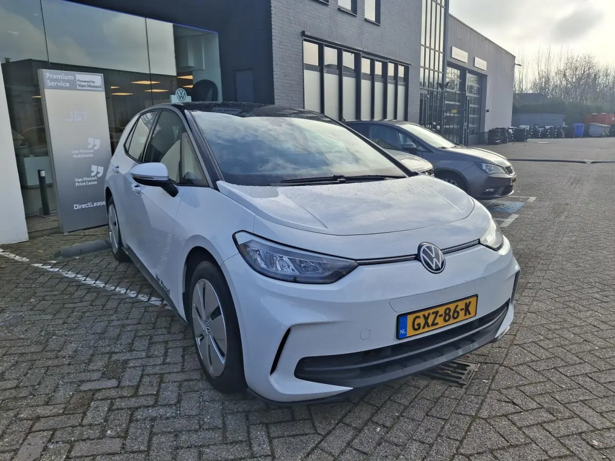 Pure Oranje Edition 52 kWh | DEMO | PARKEERSENSOREN | APPLE CARPLAY / ANDROID AUTO |