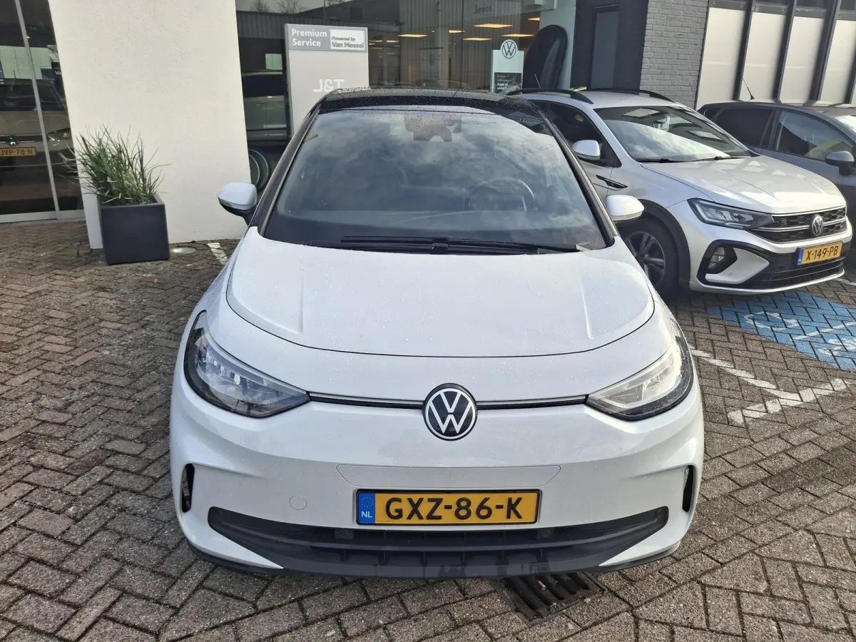 Pure Oranje Edition 52 kWh | DEMO | PARKEERSENSOREN | APPLE CARPLAY / ANDROID AUTO |