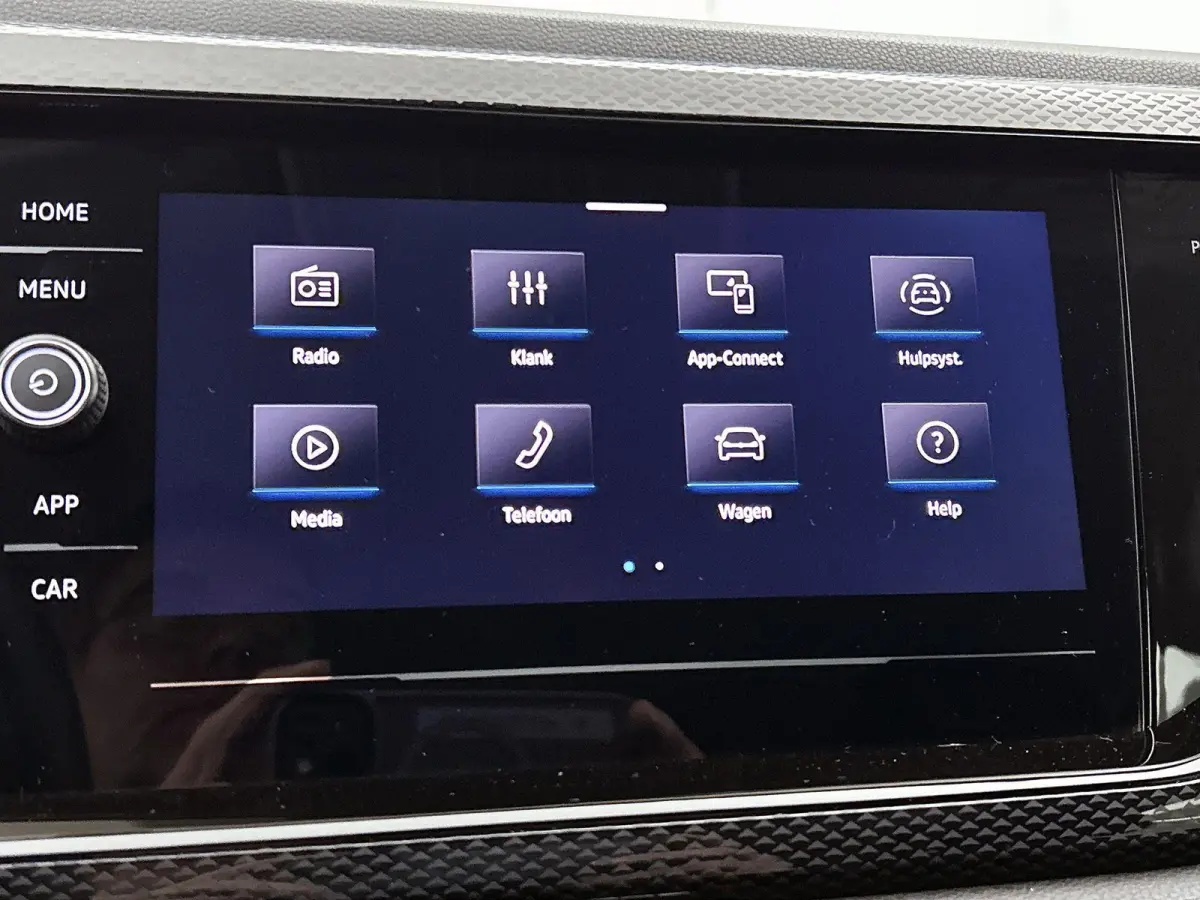 1.0 TSI Life Edition |  ACHTERUITRIJCAMERA | PARKEERSENSOREN | APPLE CARPLAY / ANDROID AUTO |