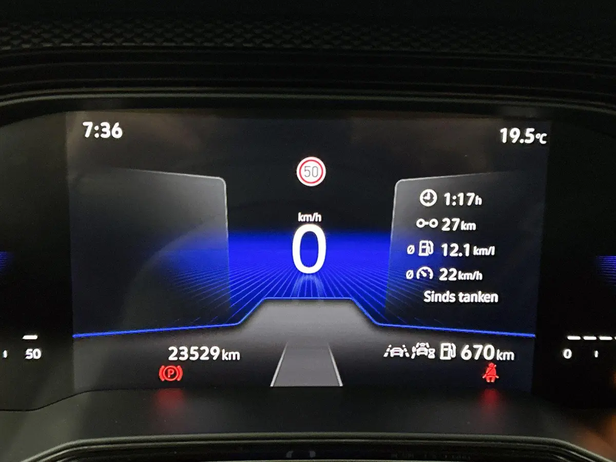 1.0 TSI Life Edition |  ACHTERUITRIJCAMERA | PARKEERSENSOREN | APPLE CARPLAY / ANDROID AUTO |