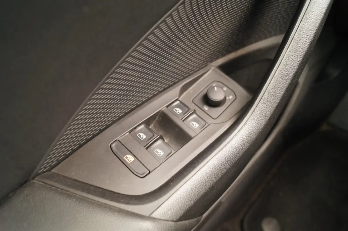 1.0 TSI 110pk Business Edition -NAVI-ECC-TREKHAAK-