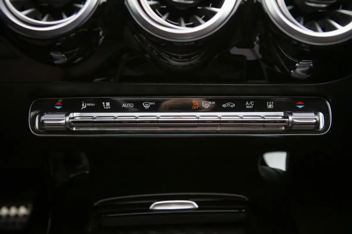 250e AMG | Pano | BTW | Sfeerverlichting |