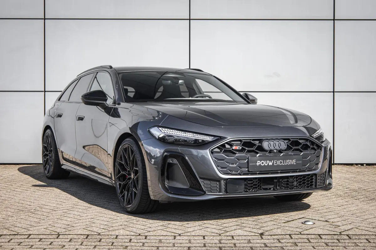 Avant 2.0 367pk quattro S edition Competition | 20" Velgen | Panoramadak | S5 Uitlaat | Trekhaak | Head-up