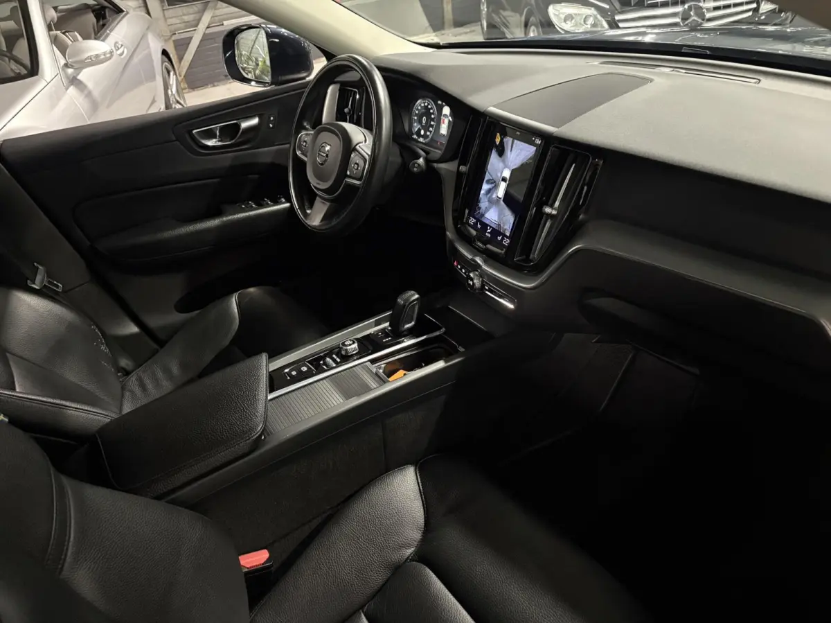 2.0 Recharge T8 AWD Inscription Expression|Pano|Trekhaak|Leder
