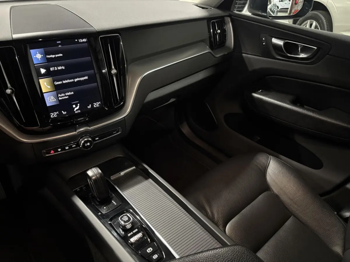 2.0 Recharge T8 AWD Inscription Expression|Pano|Trekhaak|Leder