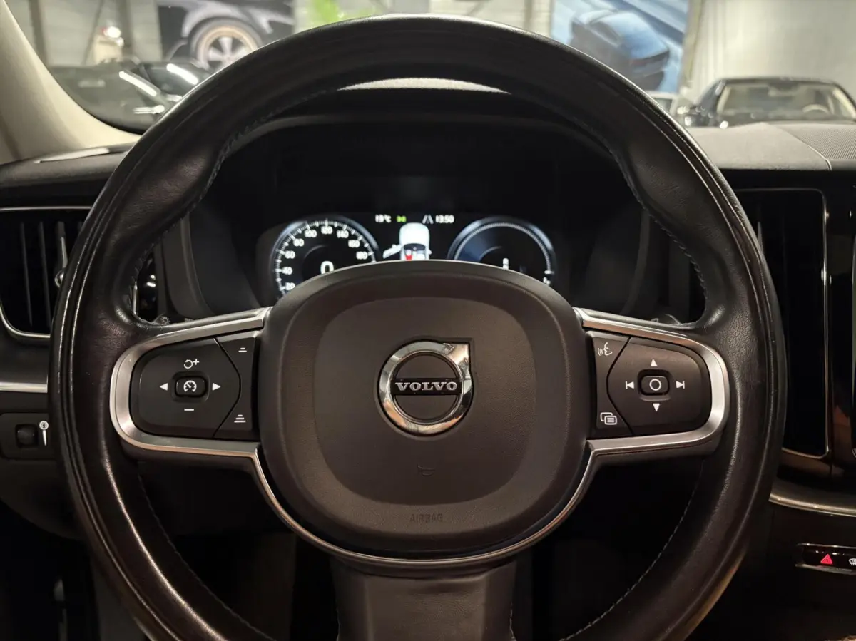 2.0 Recharge T8 AWD Inscription Expression|Pano|Trekhaak|Leder