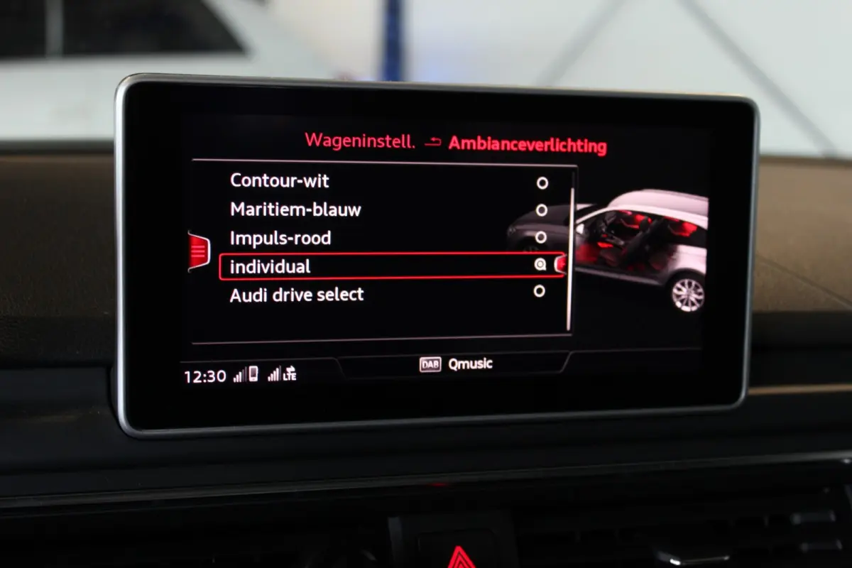 2.0 TFSI MHEV S-Line Black Edition Pano | Standkachel | Keyless | Trekhaak | Virtual Cockpit | RS4 Remmen | Leder | Stoelverw. | Adapt. Cruise | 20" LMV | Camera | PDC V+A