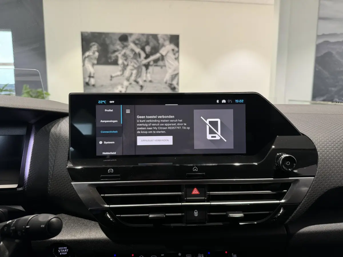 ë-Series 54 kWh | 180 graden camera | Parkeersensoren | Navigatie | Apple/Android Carplay | Massage stoelen |